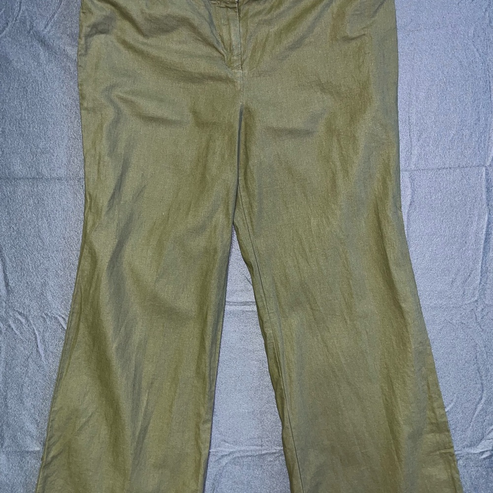 New York & Company Khaki Trousers Size 18